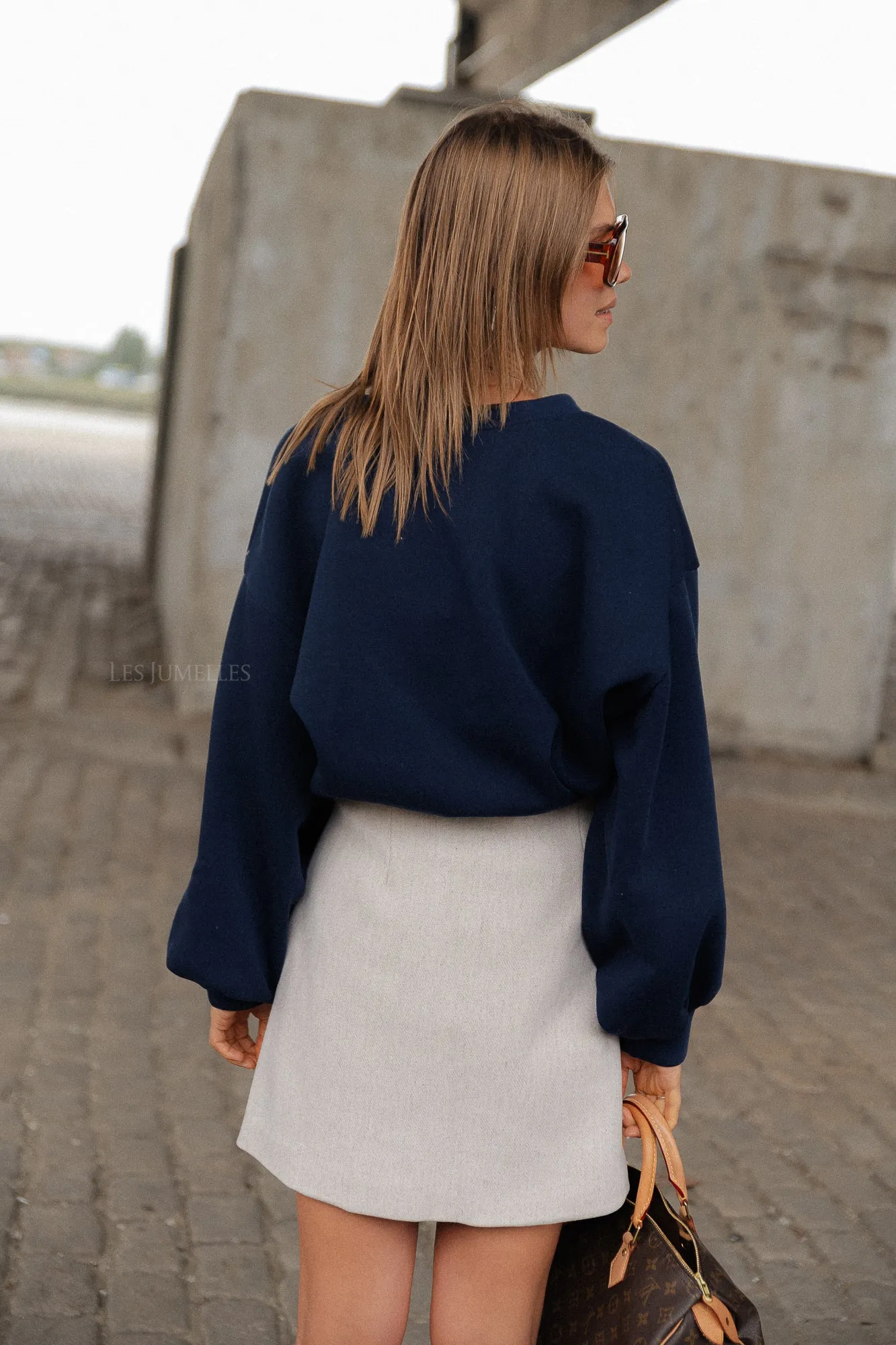 Faye V-neck sweater navy